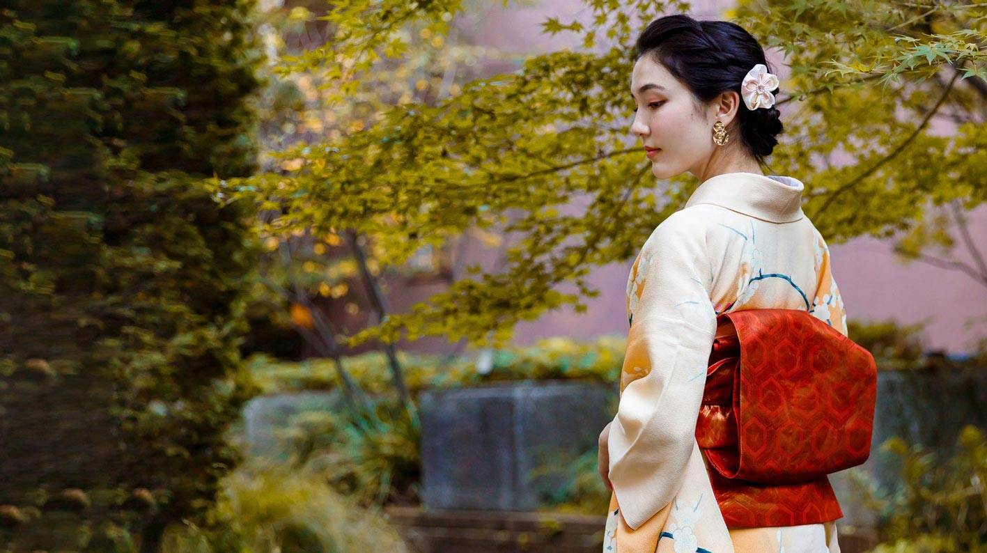 33 Traditional Japanese Clothing Youll Want to Wear photo