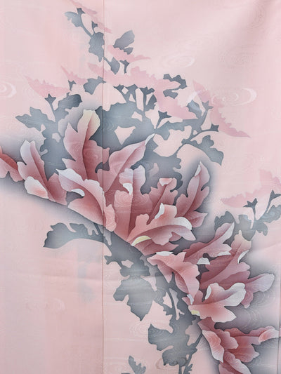 Vintage Silk Botan Japanese Kimono Detail
