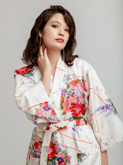 White Temari Floral Kimono Robe Close Up