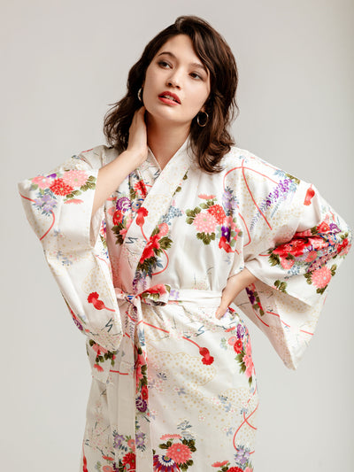 White Temari Long Kimono Robe Close-Up