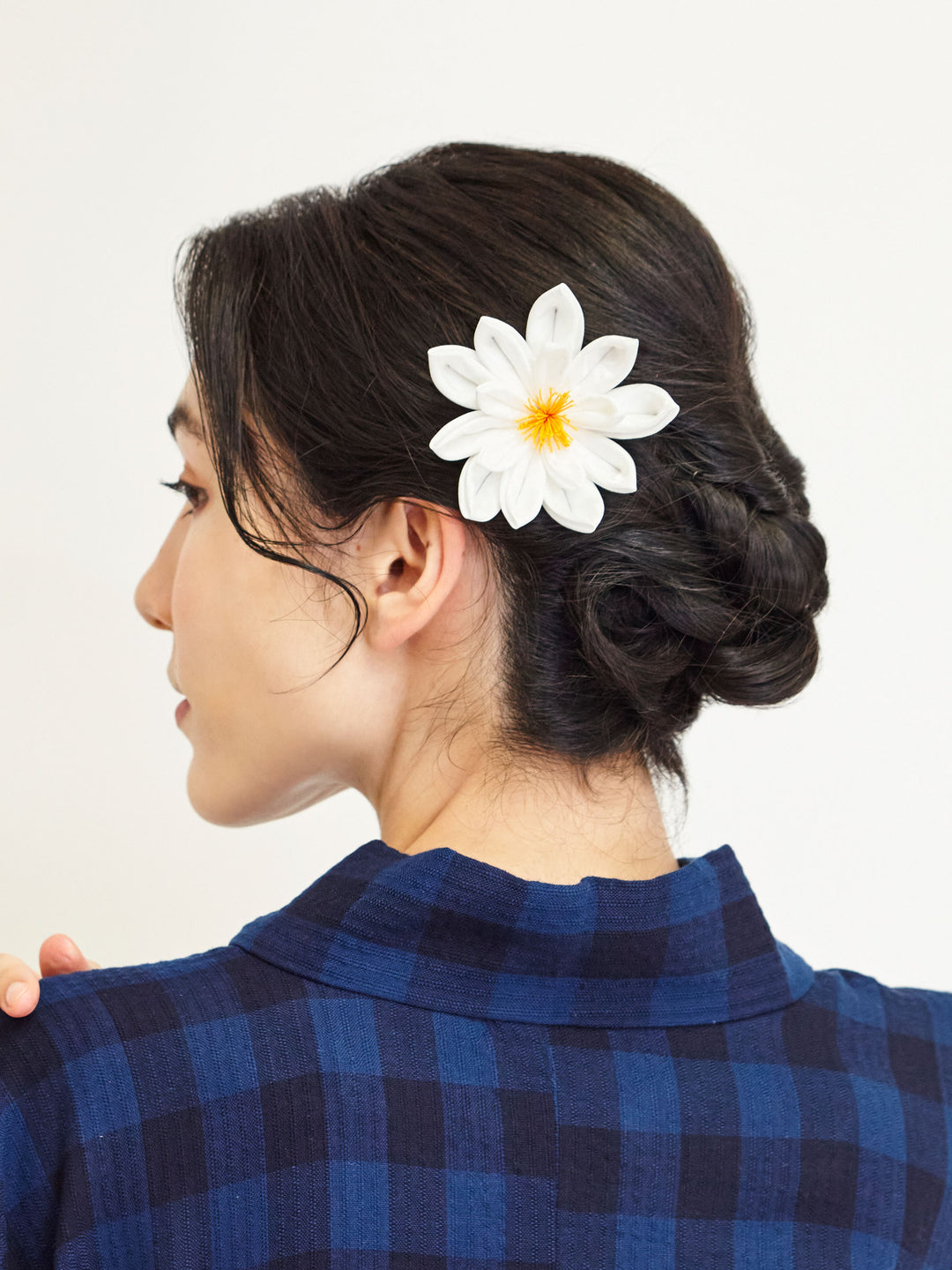 Lily Kanzashi Silk Hair Clip/Brooch | Japan Objects Store