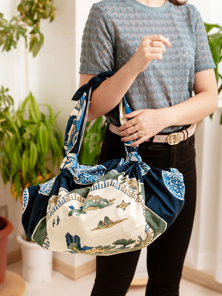 3028105NV-Arita-Furoshiki-