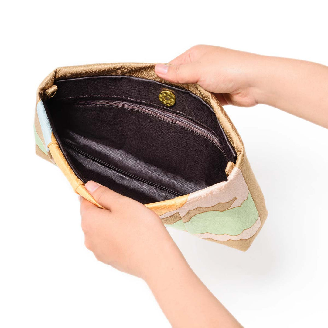 Kyo-Yuzen Silk Clutch in Black | Japan Objects Store