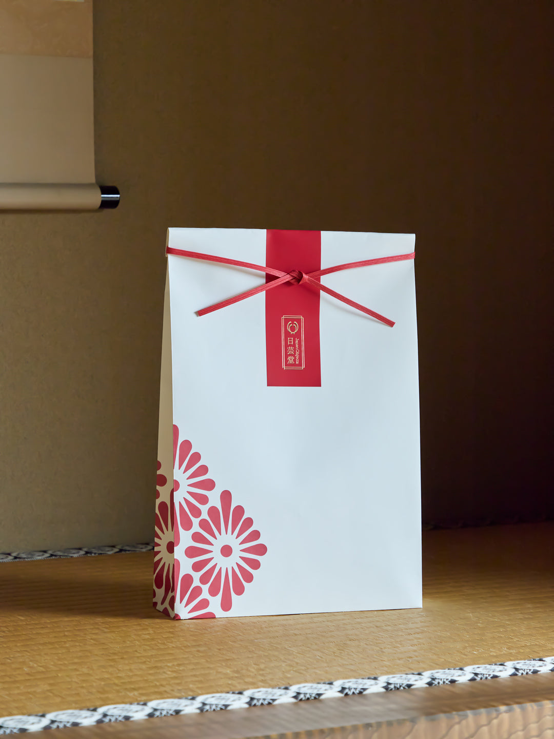 Red Crane Cotton Kimono Robe in Red | Japan Objects Store